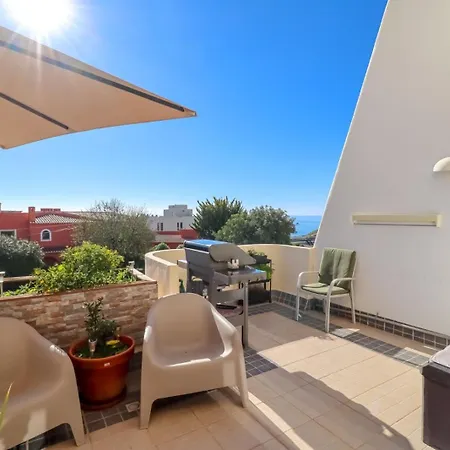 Magnolia Mar Garden & Sea شقة *